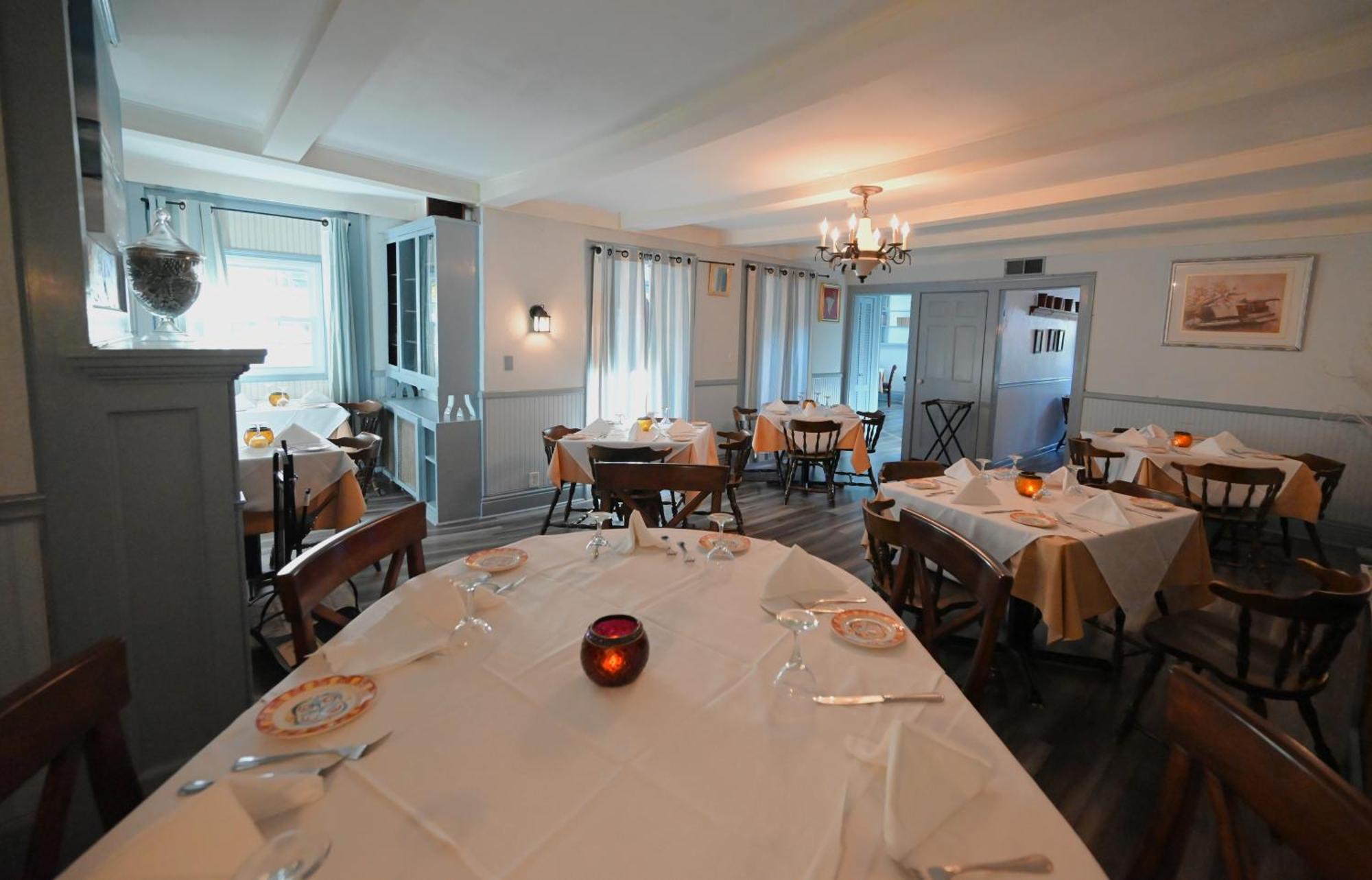 La Perla Restaurant & Country Inn Averill Park Eksteriør billede