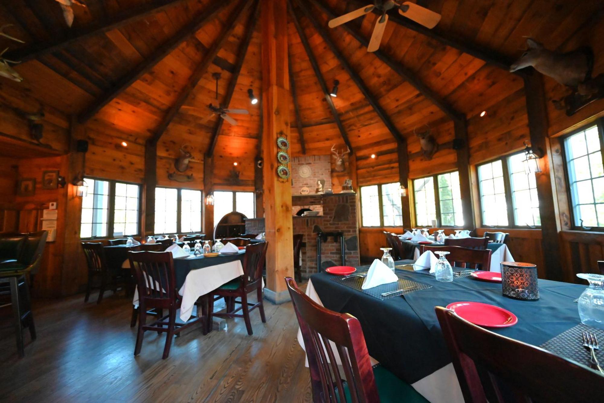 La Perla Restaurant & Country Inn Averill Park Eksteriør billede